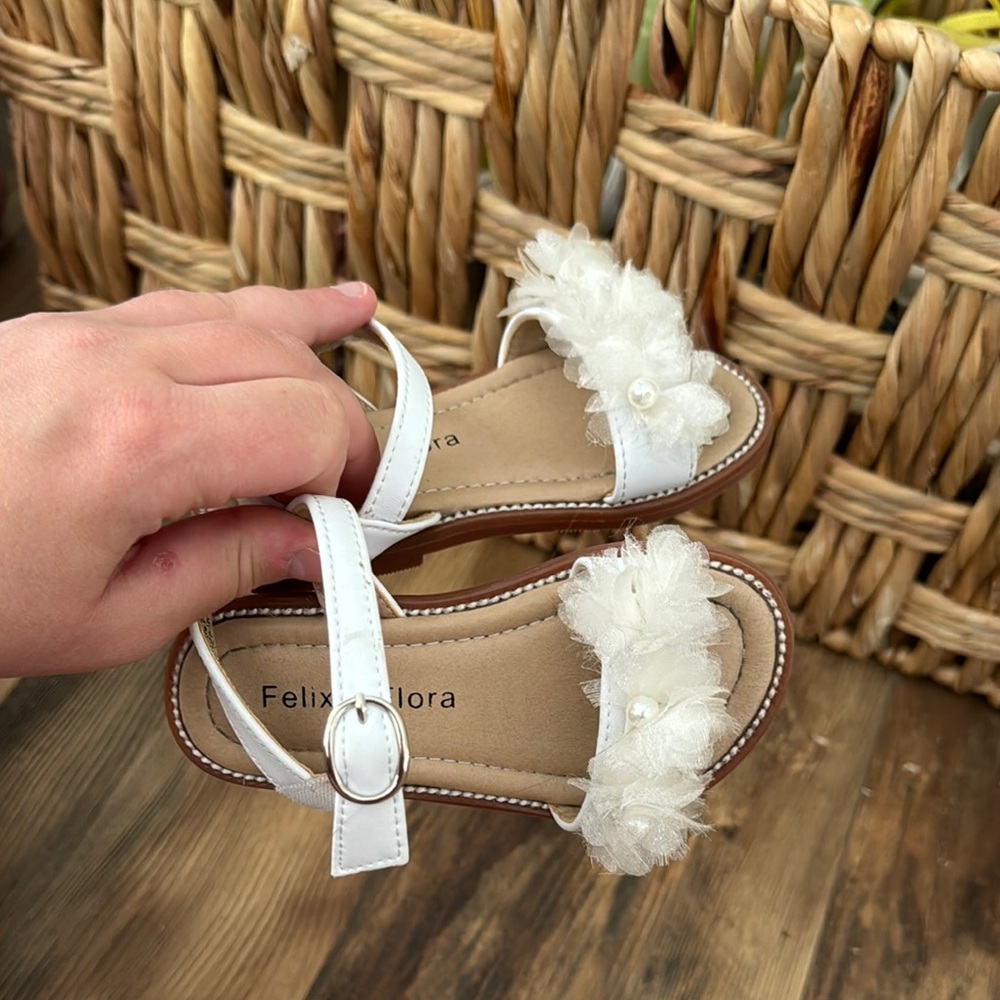 Felix & Flora White Baby Sandals